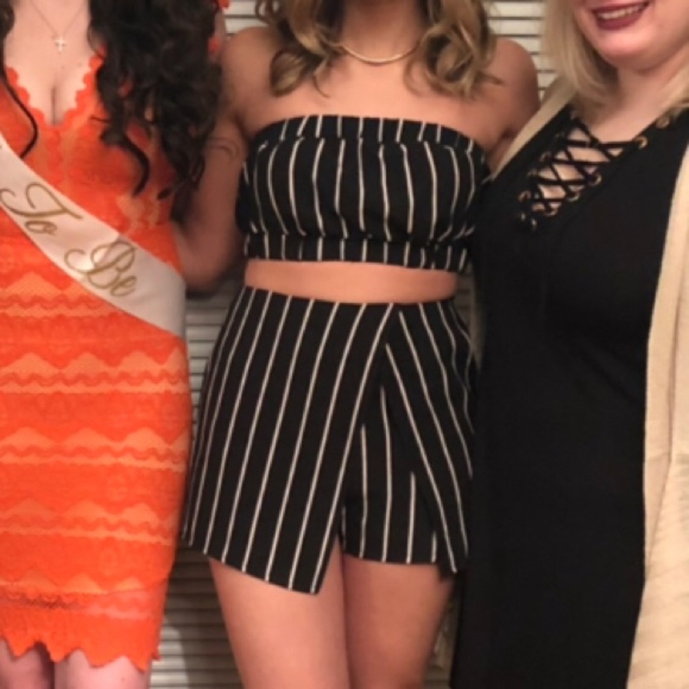 Striped two-piece short and top set